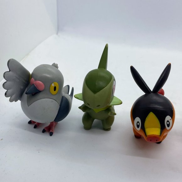 Lot of Pokemon Figures *please see photos - Picture 5 of 12